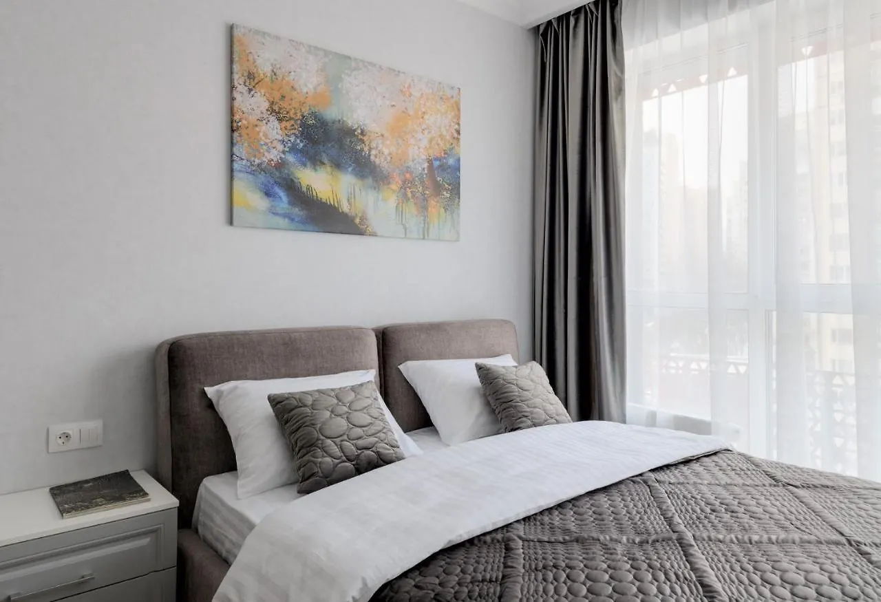Modern New Cozy Apartment Kvartet Railway Station Kyiv