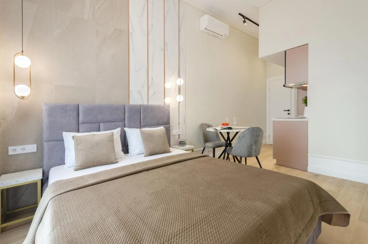 Modern New Cozy Apartment Kvartet Railway Station Kyiv