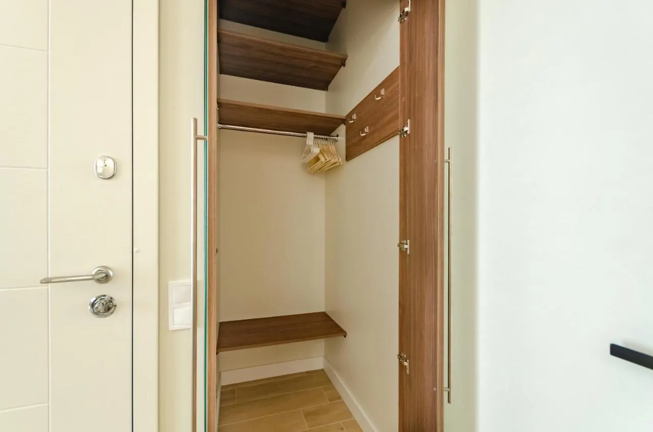 Modern New Cozy Apartment Kvartet Railway Station Kyiv