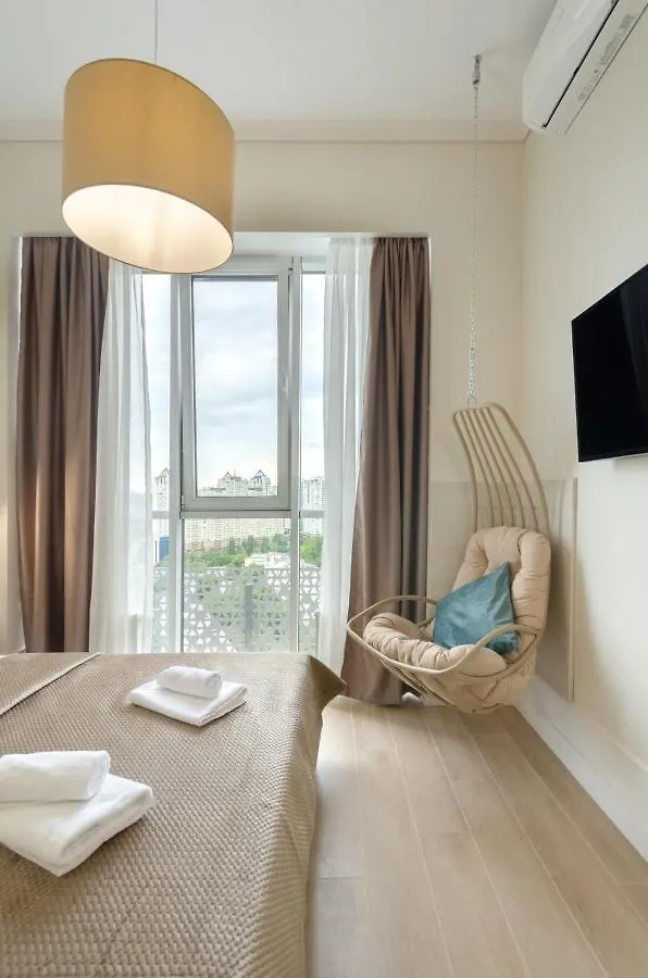 Modern New Cozy Apartment Kvartet Railway Station Kyiv