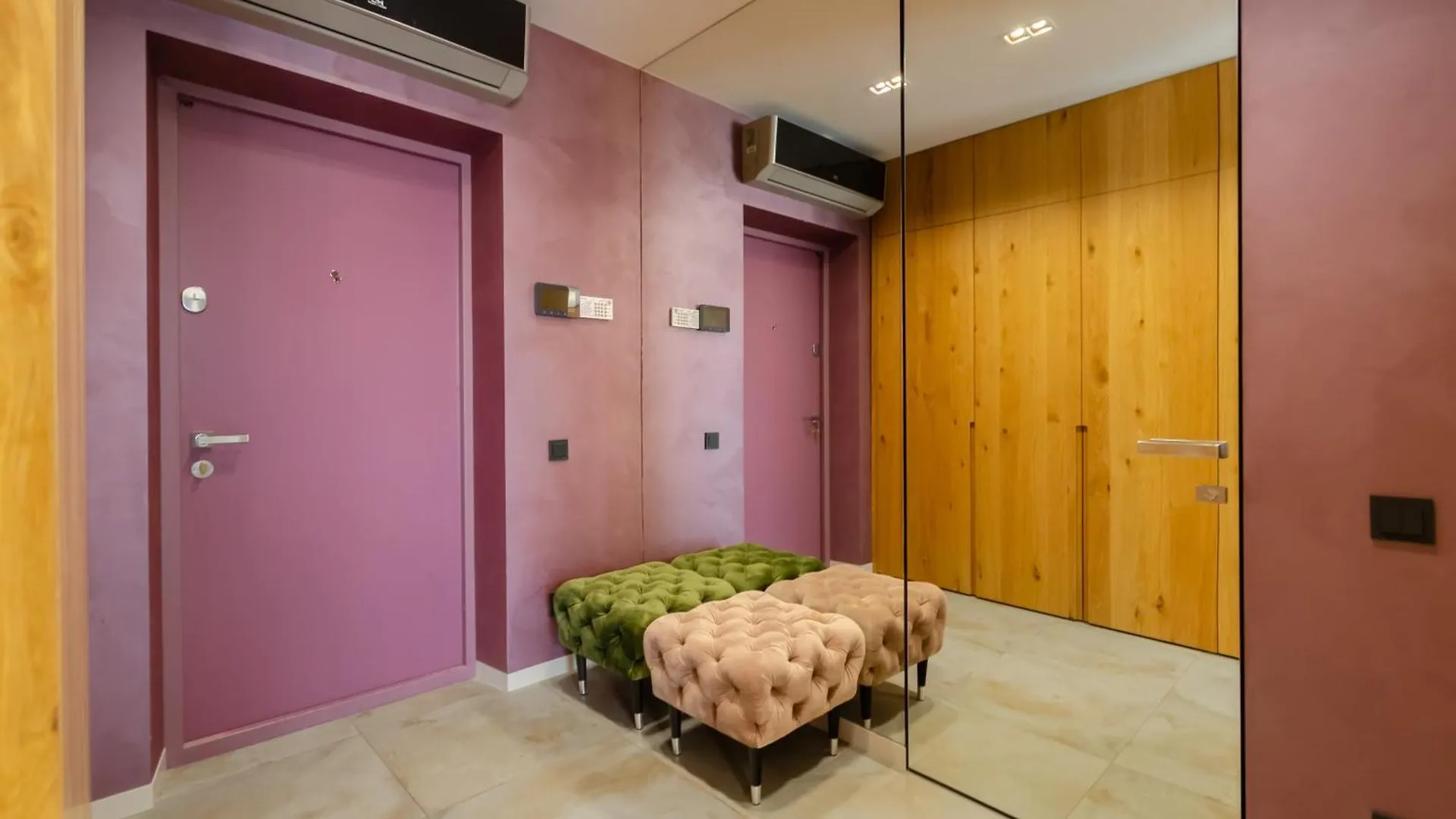 Modern New Cozy Apartment Kvartet Railway Station Kyiv 0*,  Ukraine